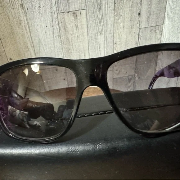 Versace ~ Mod4192 ~ Sunglasses black with purple accents